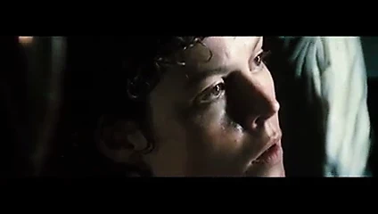 Uzaylı Sigourney dokumacı