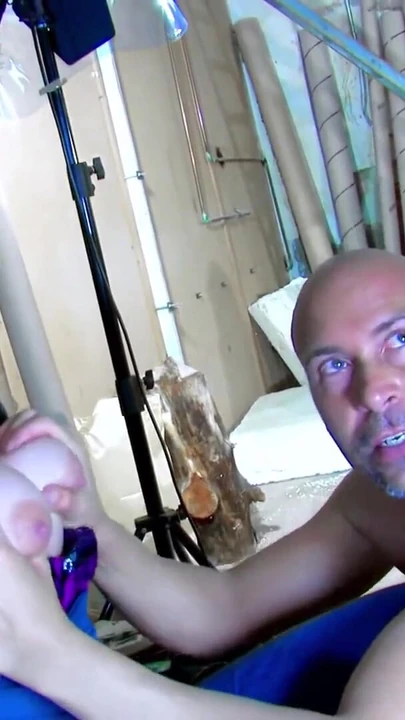 Сногсшибательный момент из "Анальная долбежка и трах фистингом для французской beurette Shannya Tweeks"