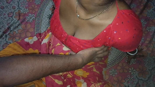 Sauteli anne aur sotela beta ki üvey anne ve üvey oğlu sikişiyor