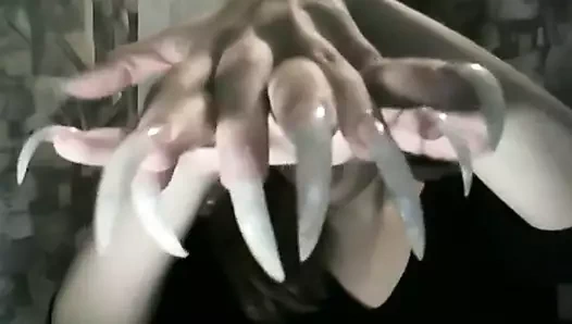 uzun tırnaklar yapay penis