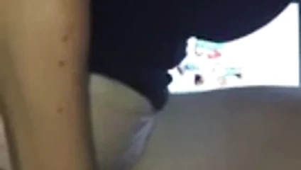 Beyaz kız squirts üzerinde siyah erkek arkadaş horoz