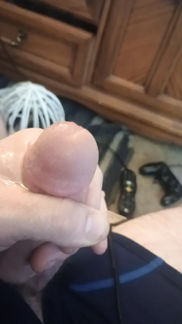 Solo Stroke Till Cum