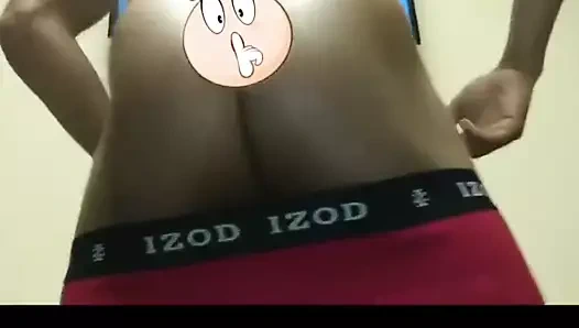 Bu adam emmek ve dokunmak istiyor (2)