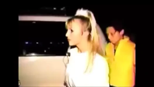 Britney spears yapıyorsun!! beni deli et