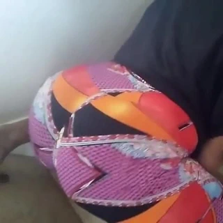 Karamel kedi göt twerk 1