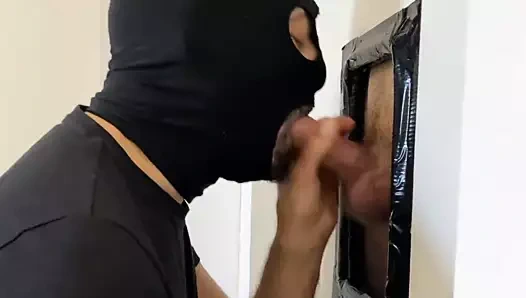 25yo beni büyük yüküyle boğuyor