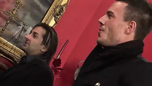 Hintli hatun ve Jasmine Lau ile grup seks