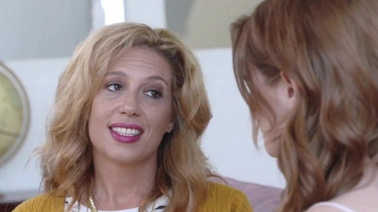 Familystrokes - üvey kardeşler üvey anne tarafından lanet yakalandı