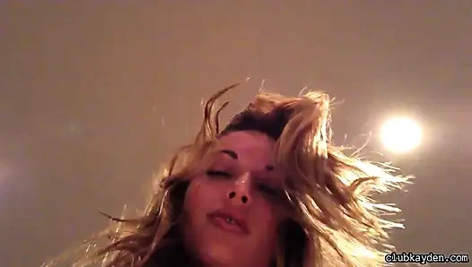 Kayden Kross'un sabah dürtüsü var