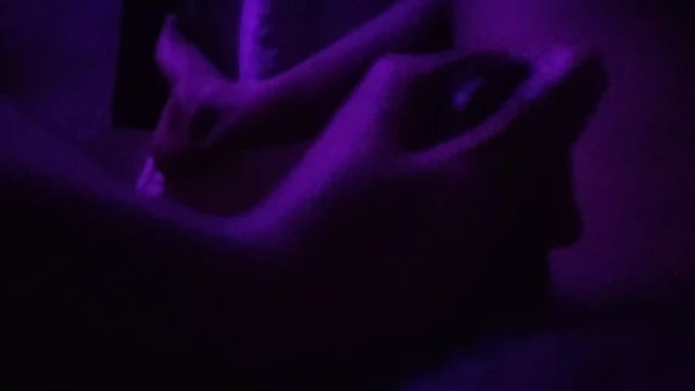 Gece ışığı ile evde seks