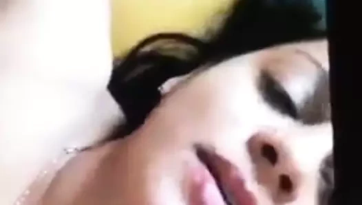 Desi teyze üzerinde video görüşme