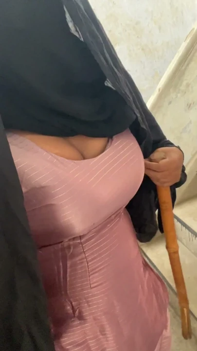 parlak ipeksi saten takım salwar cross dresser hint bhabhi büyük göğüsler | Bölüm 2
