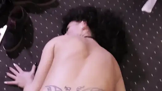 Zevk arayan orta yaşlı seksi kadın - (tam film)