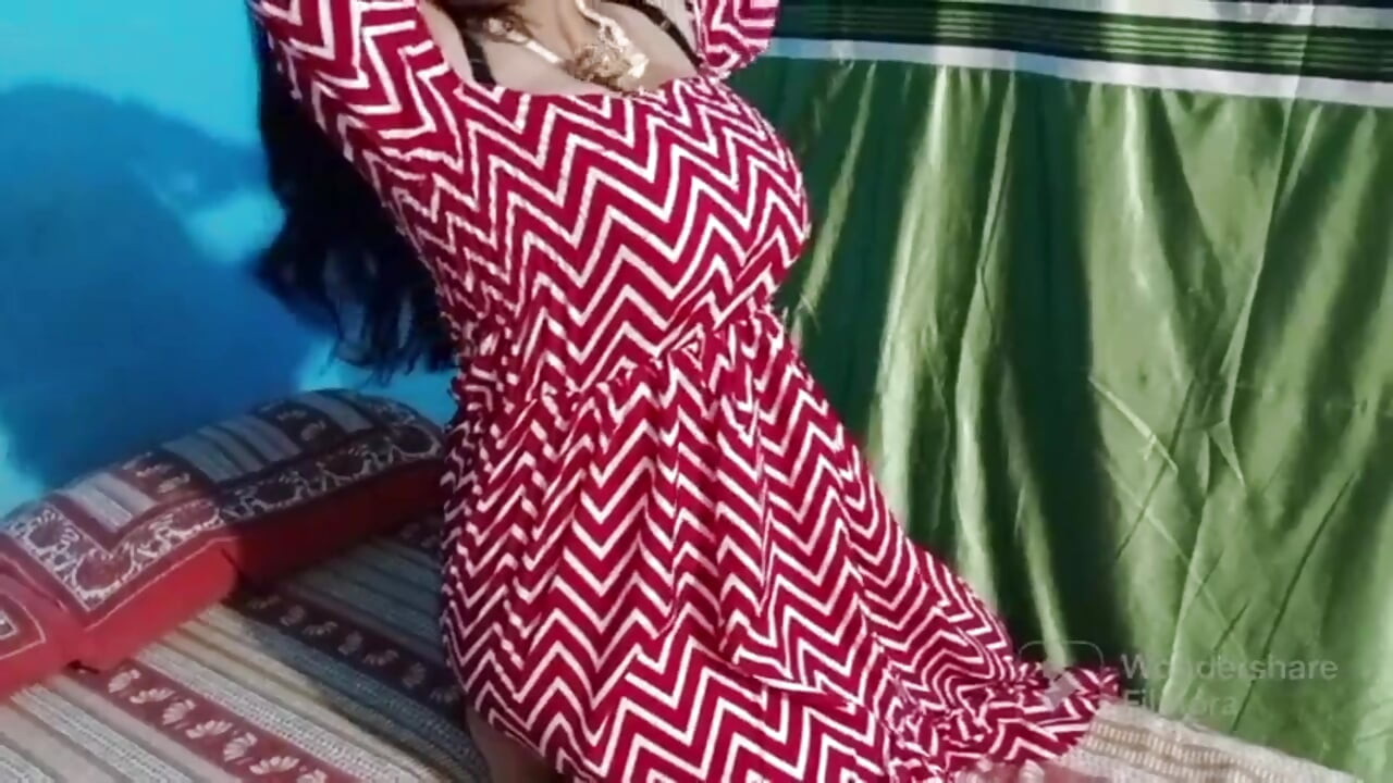 Desi bhabhi ka chuth ka bahut mote uske dhye