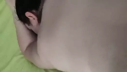 La cocufieuse s'amuse avec ma bite