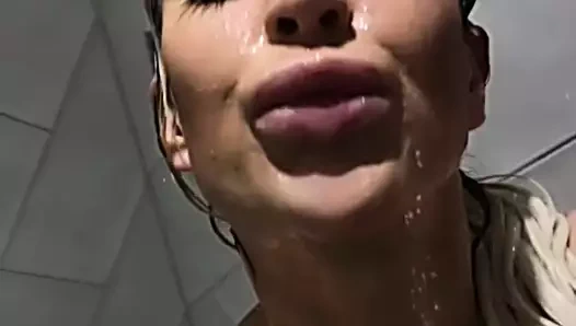 Milf binmek yapay penis onlyfans
