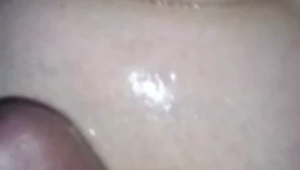 Cum üzerinde büyük doğal memeler 32f yavaş hareket