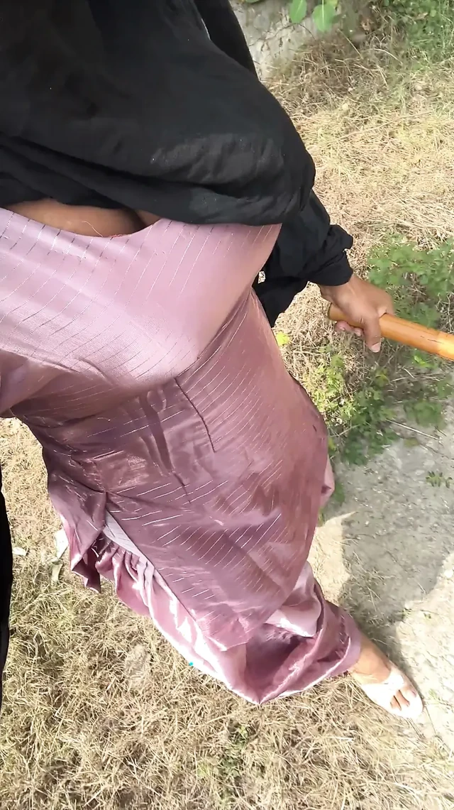 parlak ipeksi saten takım salwar cross dresser hint bhabhi büyük göğüsler