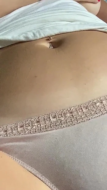 Эмоциональный момент из "МОКРЫЕ трусики спячки мачехи. ВОЛОСАТАЯ МОКРАЯ КИСКА И АНАЛЬНЫЙ ТРАХ В ЛЮБИТЕЛЬСКОМ ВИДЕО.