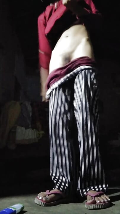 Hintli kız ki sax ki mms videosu deepika padukone