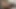 Orta yaşlı seksi kadın ev arkadaşları için eve geliyor