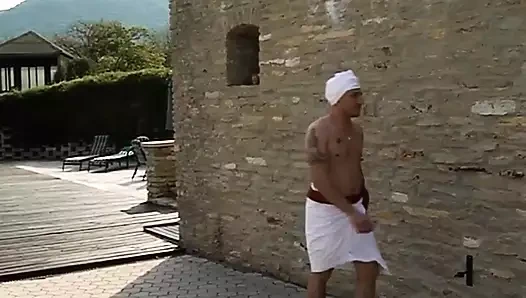 Yıldırım dahisi onun seksi ve sahip olmak dileğini bahş ediyor