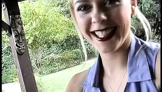 Yalınayak gizli film Jessie J'den film akışı