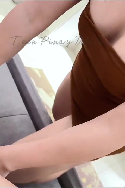 Liseli sınıf arkadaşım erkek arkadaşım alt kattayken beni işbirliği yapmaya davet etti