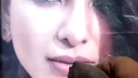 Samantha boşalıyor