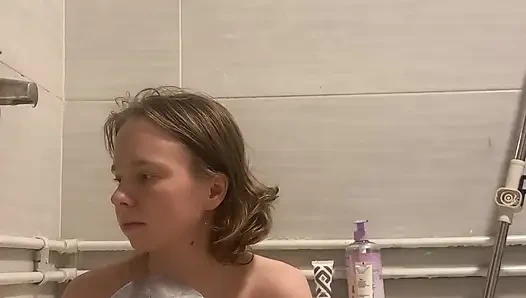 Benimle küvette gelir misin?