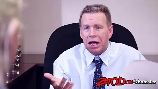 Layla fiyat anal röportaj sırasında üstün