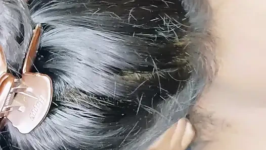 Hintli desi yenge çok azgın olduğunda sikimi emiyor ve onu çok nazikçe sikiyorum