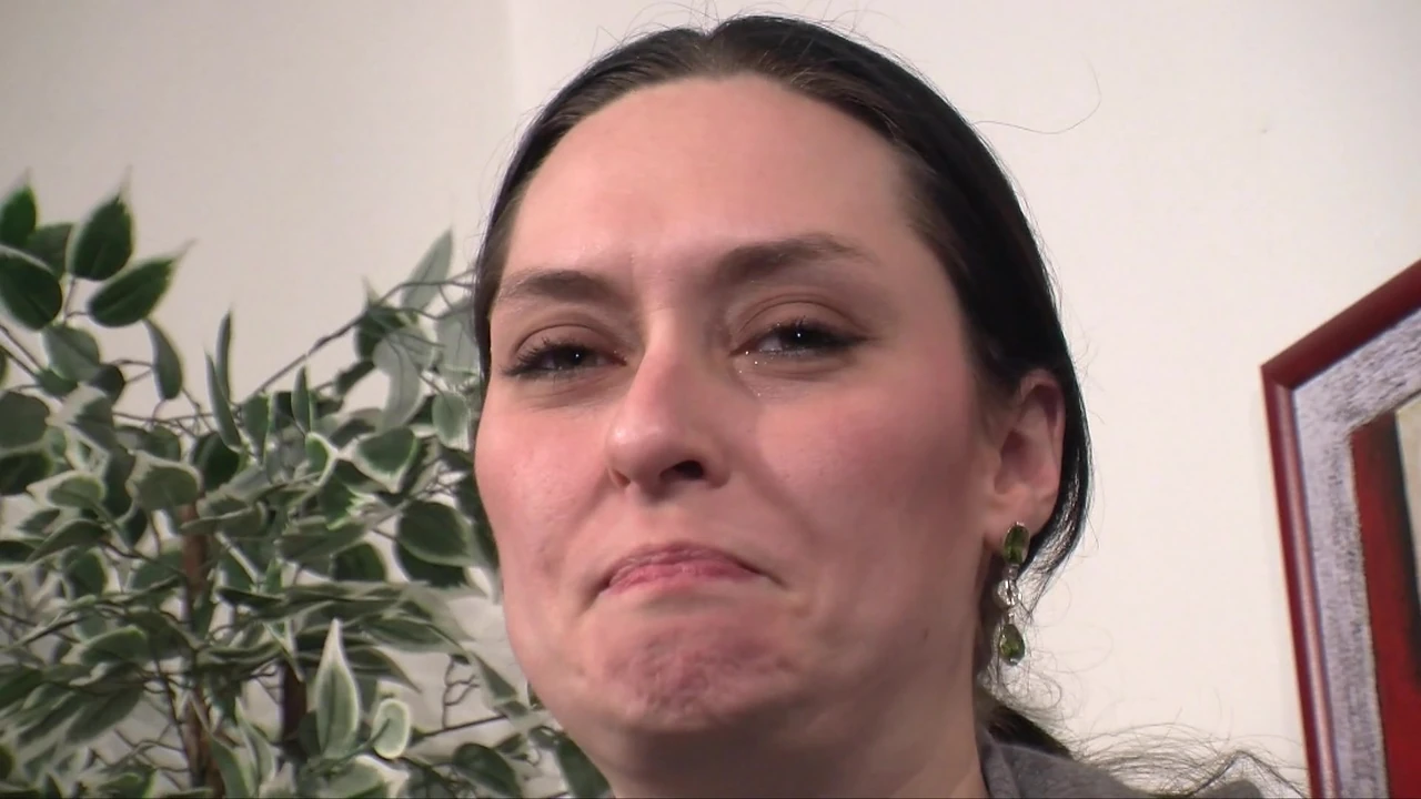 जर्मनी में आम महिलाओं को सड़क पर उठाया #2