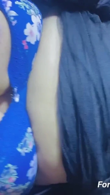 Незабываемый момент из "Shruti мачеха с большой задницей, затем прийти к пасынок видел задницу хуя жесткой мачехи, жесткий трах раком "