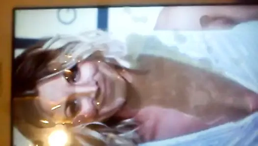 Cum haraç için kaley cuoco 3