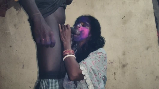 Indian hot bhabhi  ko ranga lagake chudai kiya