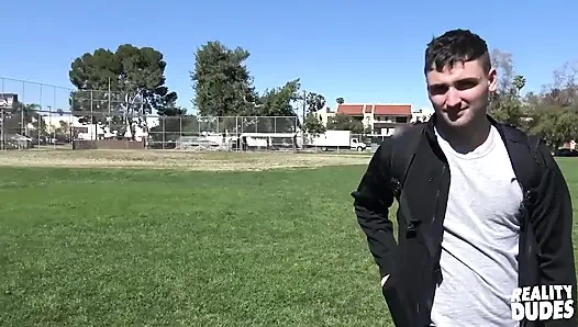 Reality dudes - paul wagner ve damien fox'un otel odası eğlencesi vahşi striptiz ve göt oyunuyla patlıyor