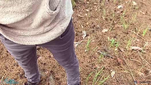 Lütfen cum içinde benim külotlu çorap yürürken