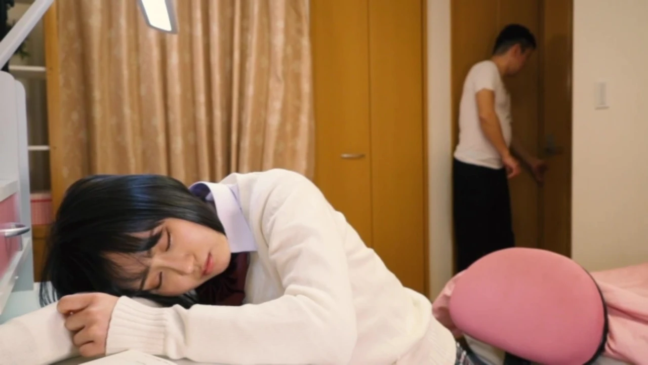 छात्रा सौतेली कन्या की चूत बहुत रसदार है! 2 -3