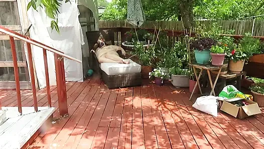 Hemşire Vicki çıplak dinleniyor 2