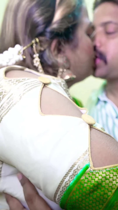 Desi bhabhi ka chudai kar ke chut ka pani nikal diya | Klip 2