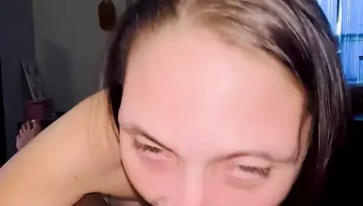 Büyük zenci biraz şahin tuah hareketi yapıyor (ses yukarı)