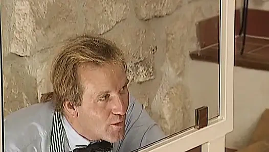 Çoraplı Alman bebek anal üçlü seks yapıyor