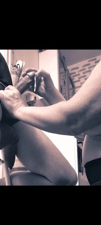 Büyük göğüslü bir anneden mükemmel