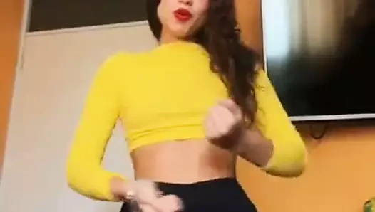 VP07 - Mercedes Nunez 1akz