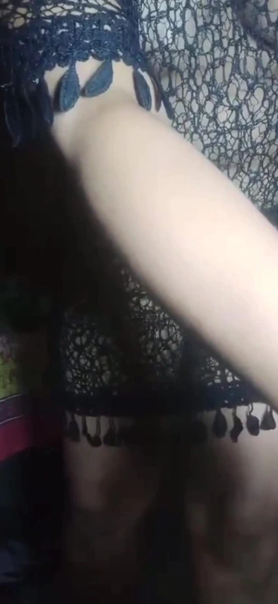 Beni çıplak görmek istiyor | Klip 1