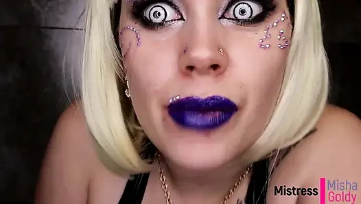 Giantess seni canlı canlı yemeden önce salya akıtıyor ve boşalıyor