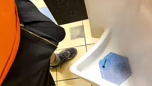 Long Urinal Piss