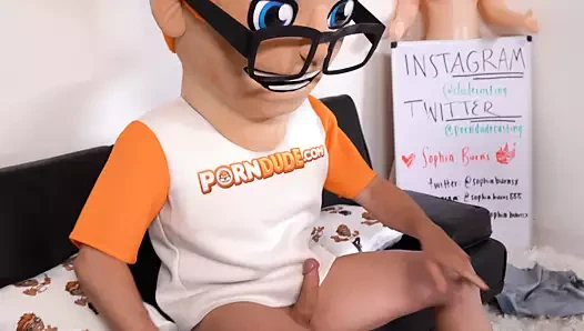 Düzgün vücutlu güzel Sofia Burns porndude'un büyük yarağıyla tanışıyor