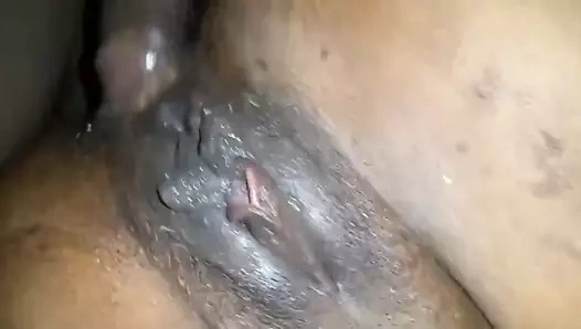 Blackette enculer comme il faut